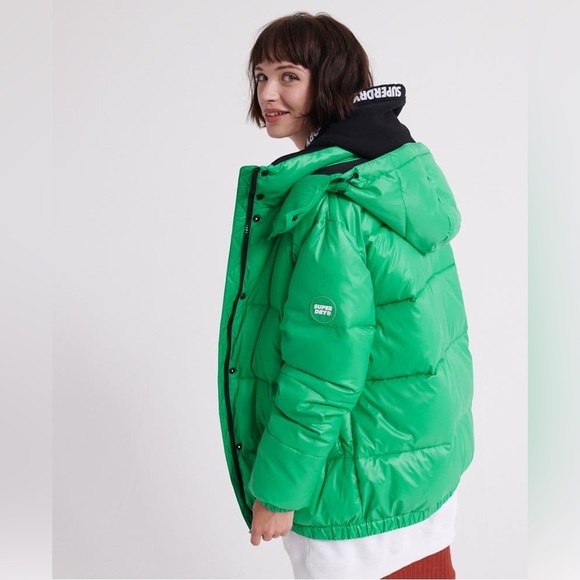 SUPERDRY Astrid Puffer Oversized Jacket with Hood in City Green, Size 6 - Picture 1 of 14